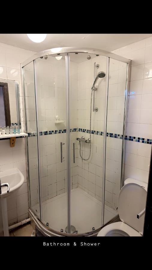 2 Bedroom Double Bed In East London Luaran gambar