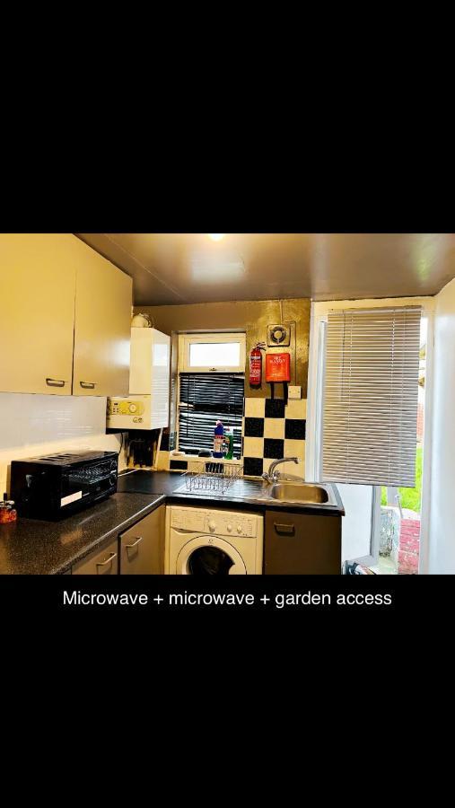 2 Bedroom Double Bed In East London Luaran gambar