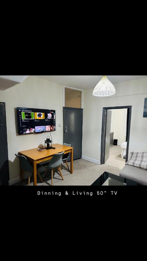 2 Bedroom Double Bed In East London Luaran gambar